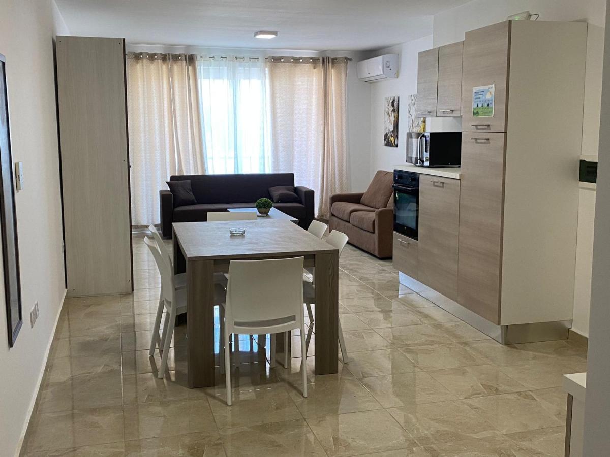 Sunrise Court Apartment Marsaskala Exterior photo
